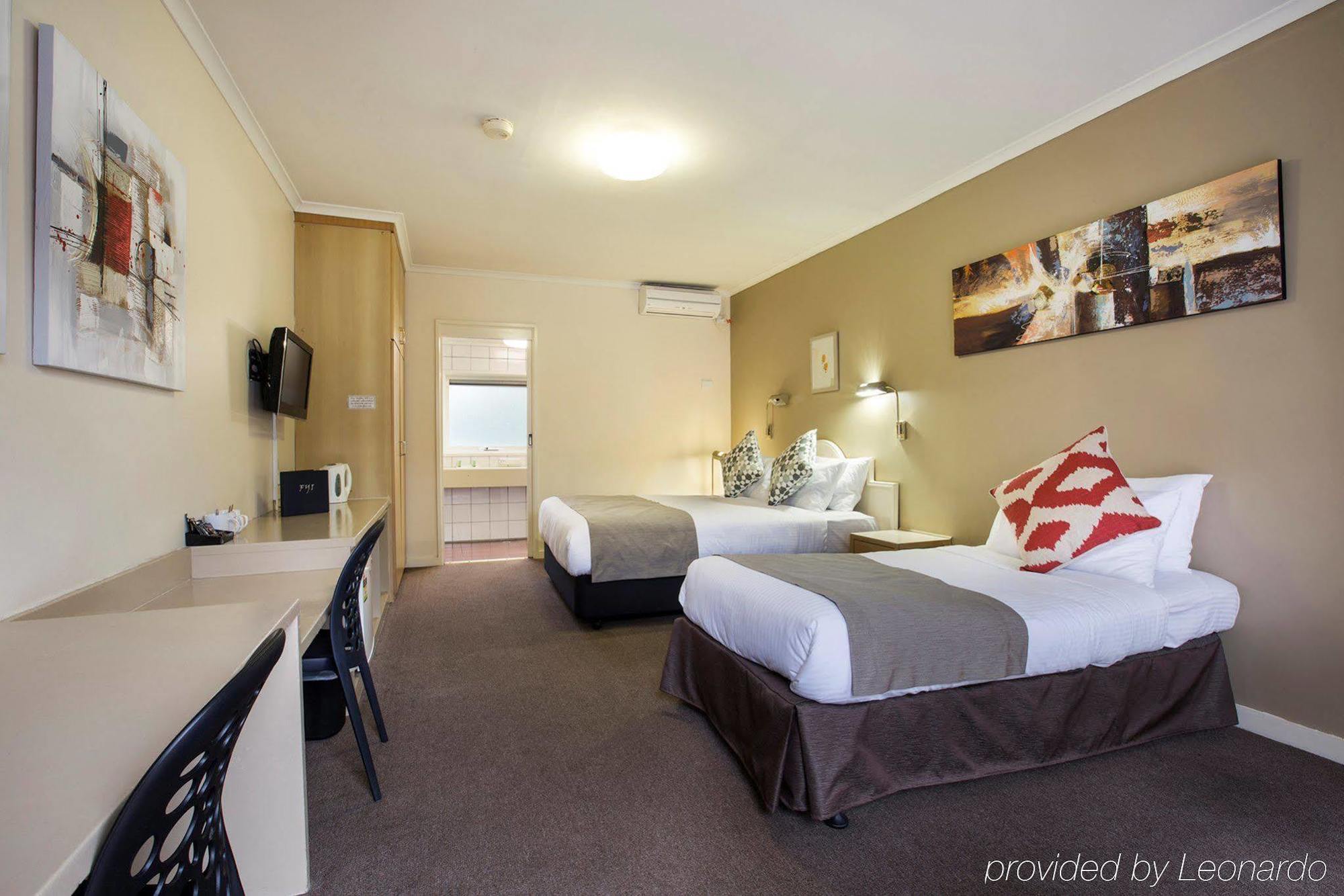 Nightcap At Ferntree Gully Hotel Motel Buitenkant foto