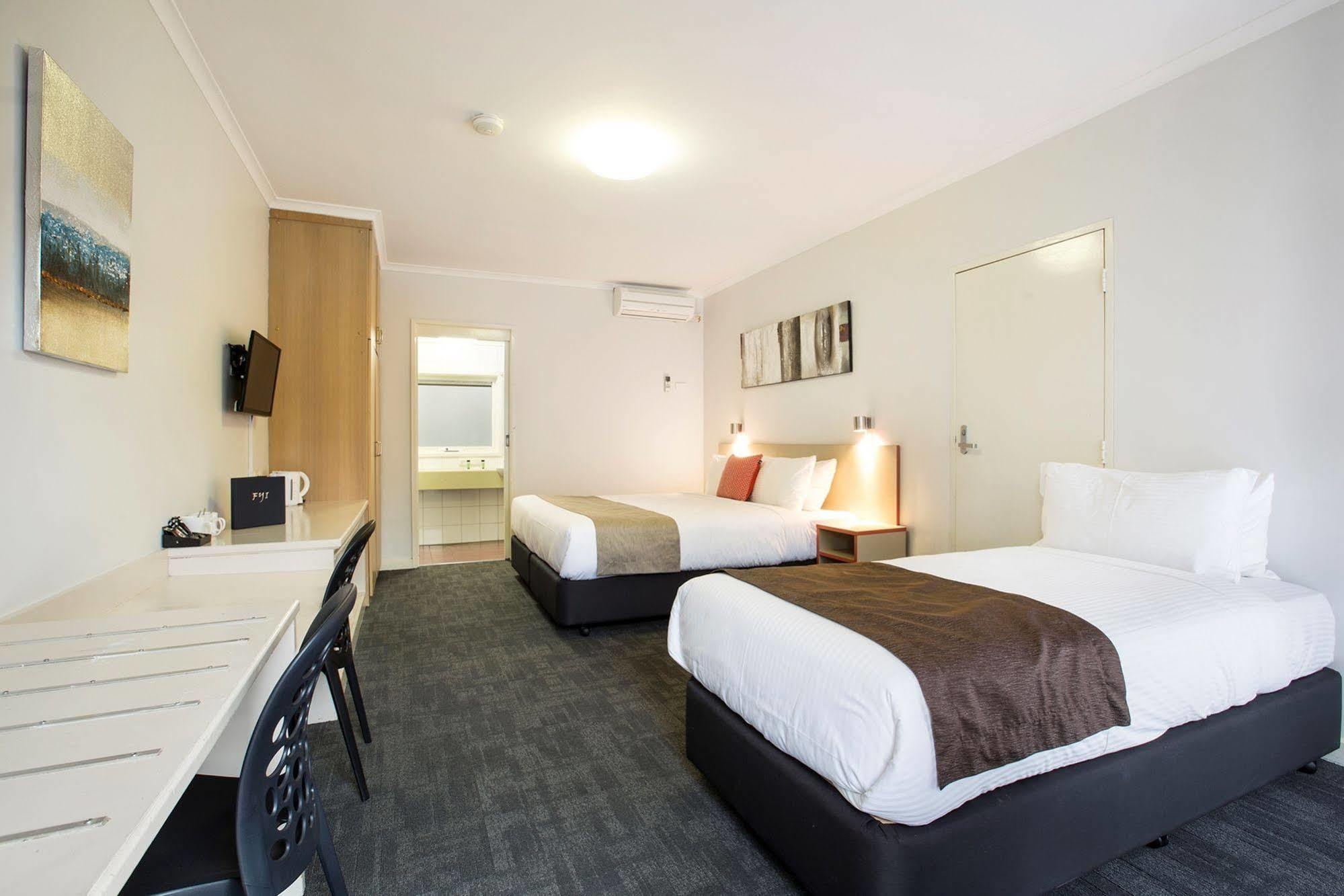 Nightcap At Ferntree Gully Hotel Motel Buitenkant foto